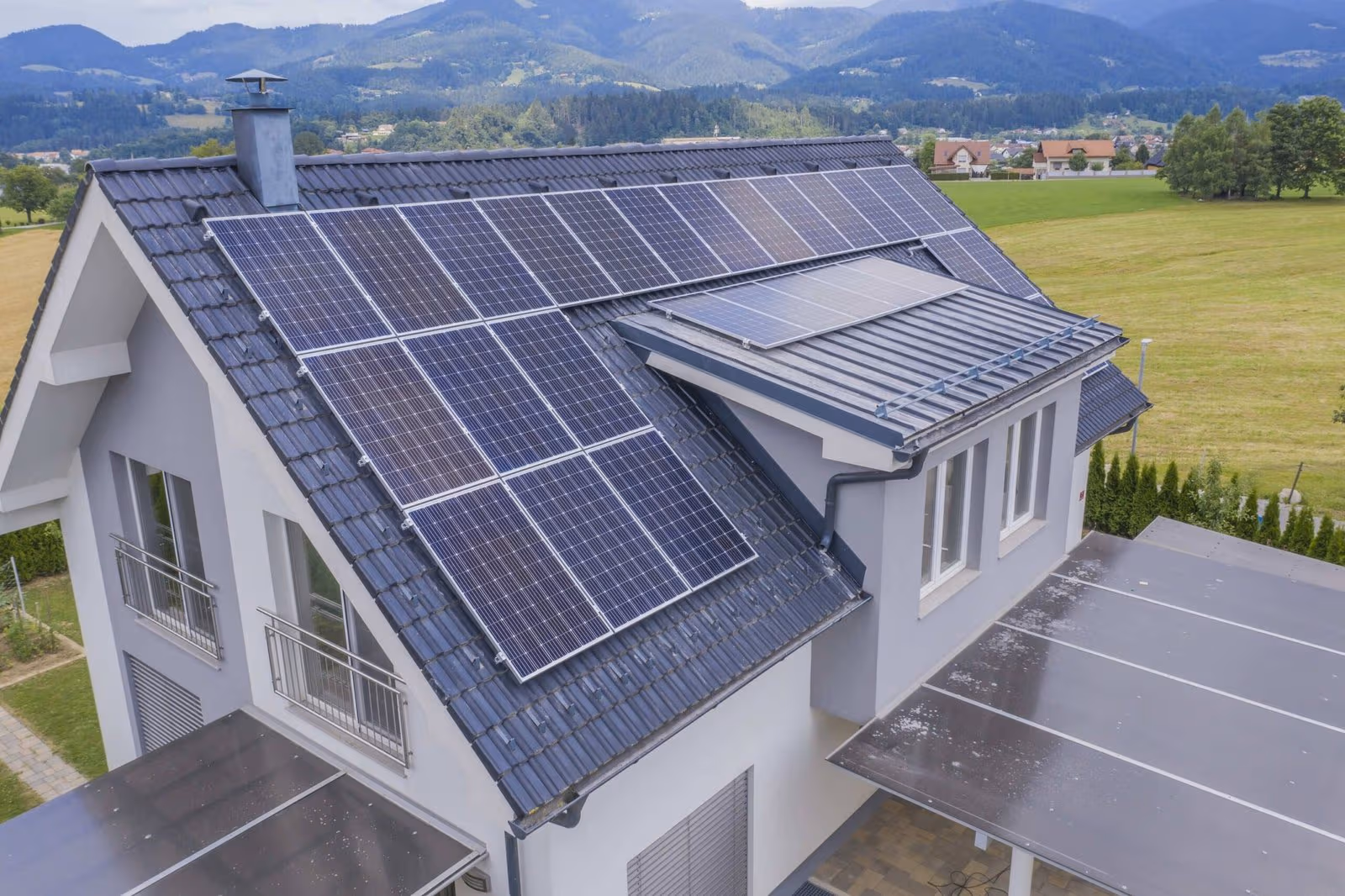 Solar-Ready Commercial Roofing & PV Integration in Milwaukee, WI